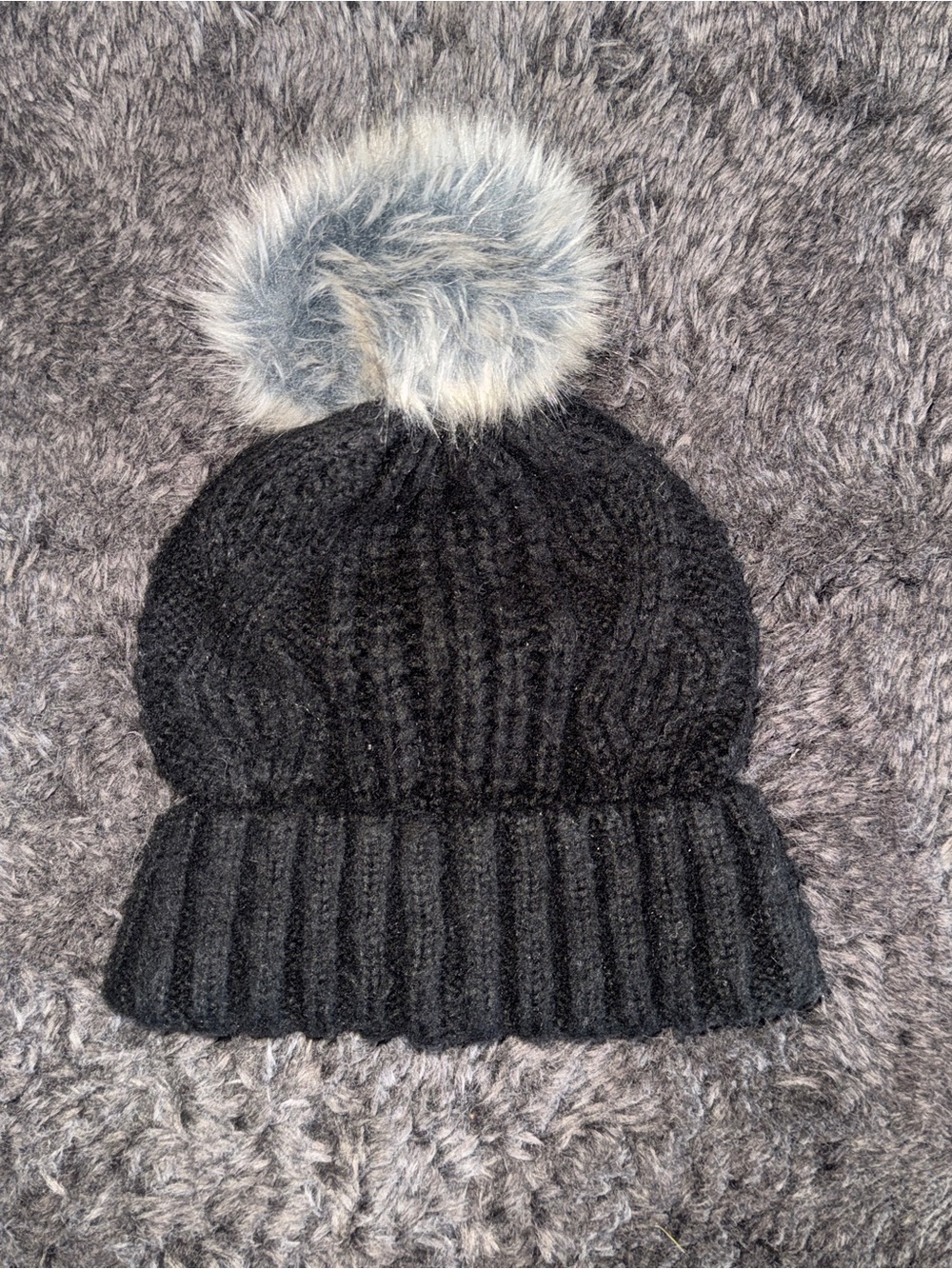 aerie Black Knit Beanie with Gray Faux Fur Pom